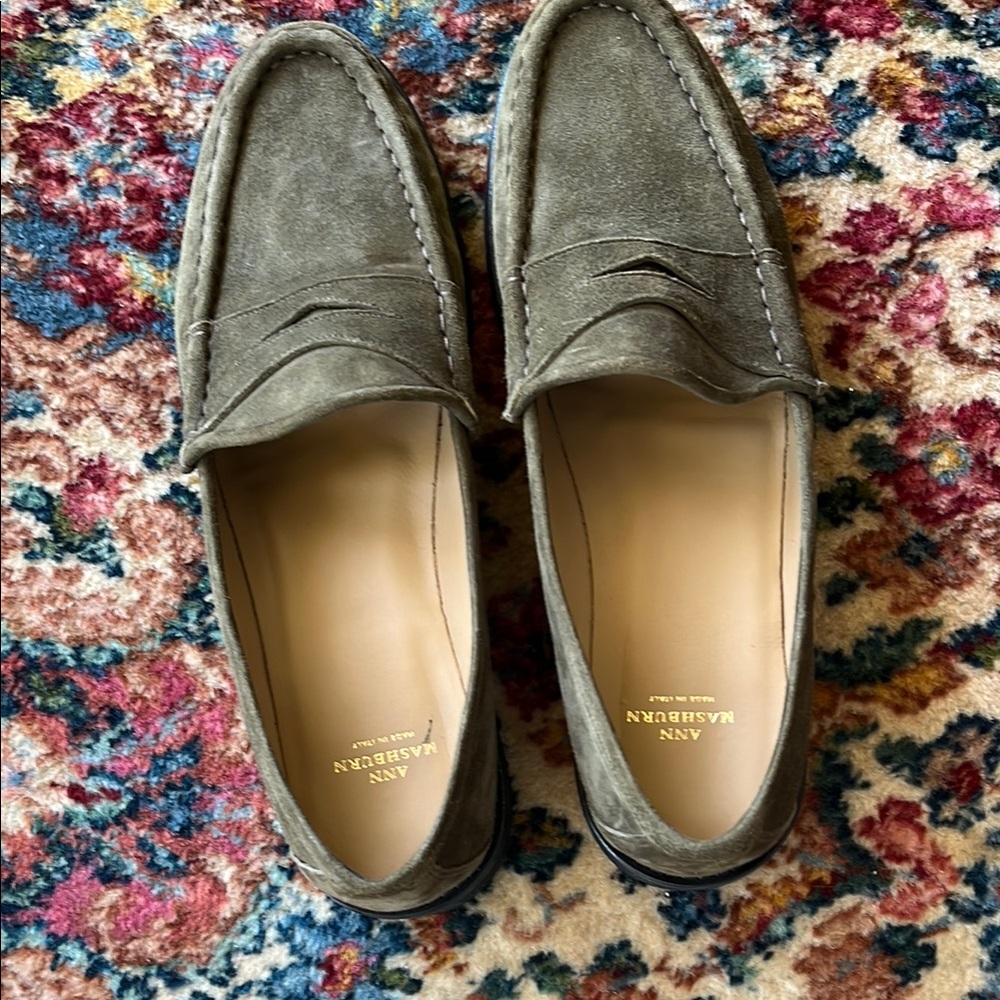 New Ann Mashburn Womens Lug Sole Slip-On Loafers Olive Green Suede Made in Italy